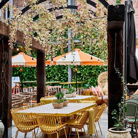 The Lucky Hotel Нюкасъл Екстериор снимка