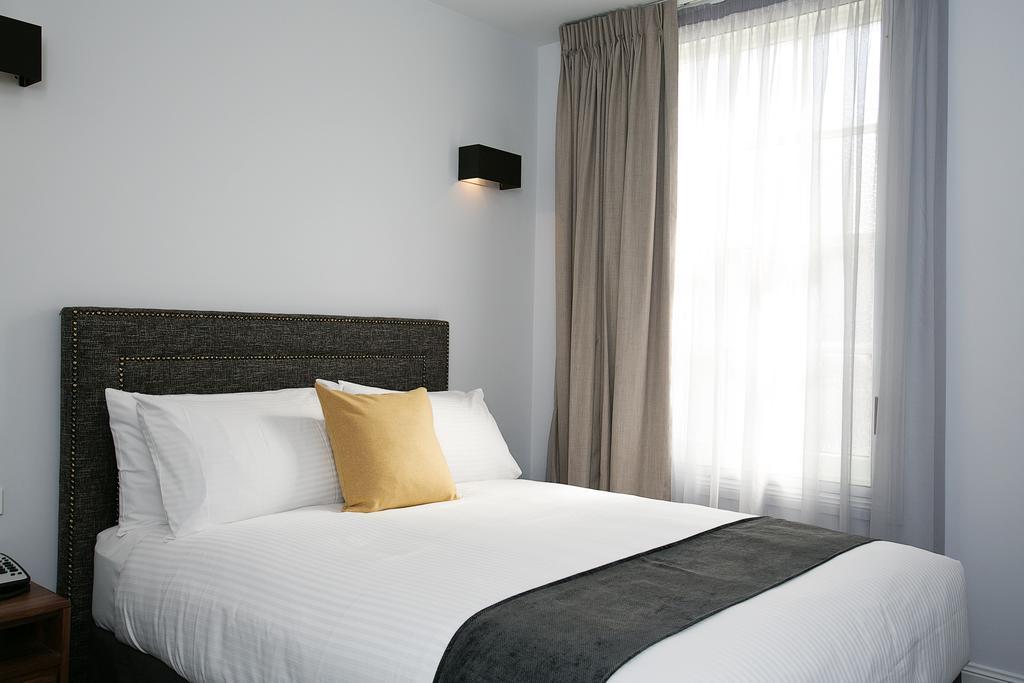 The Lucky Hotel Нюкасъл Стая снимка
