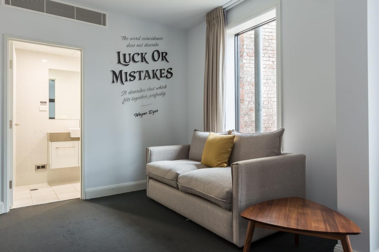 The Lucky Hotel Нюкасъл Екстериор снимка